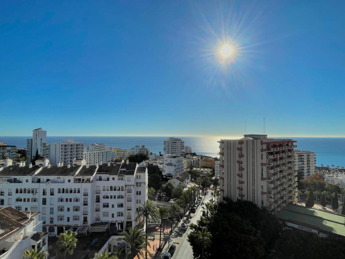 Luxury Suites Minerva Beach Benalmadena Bagian luar foto