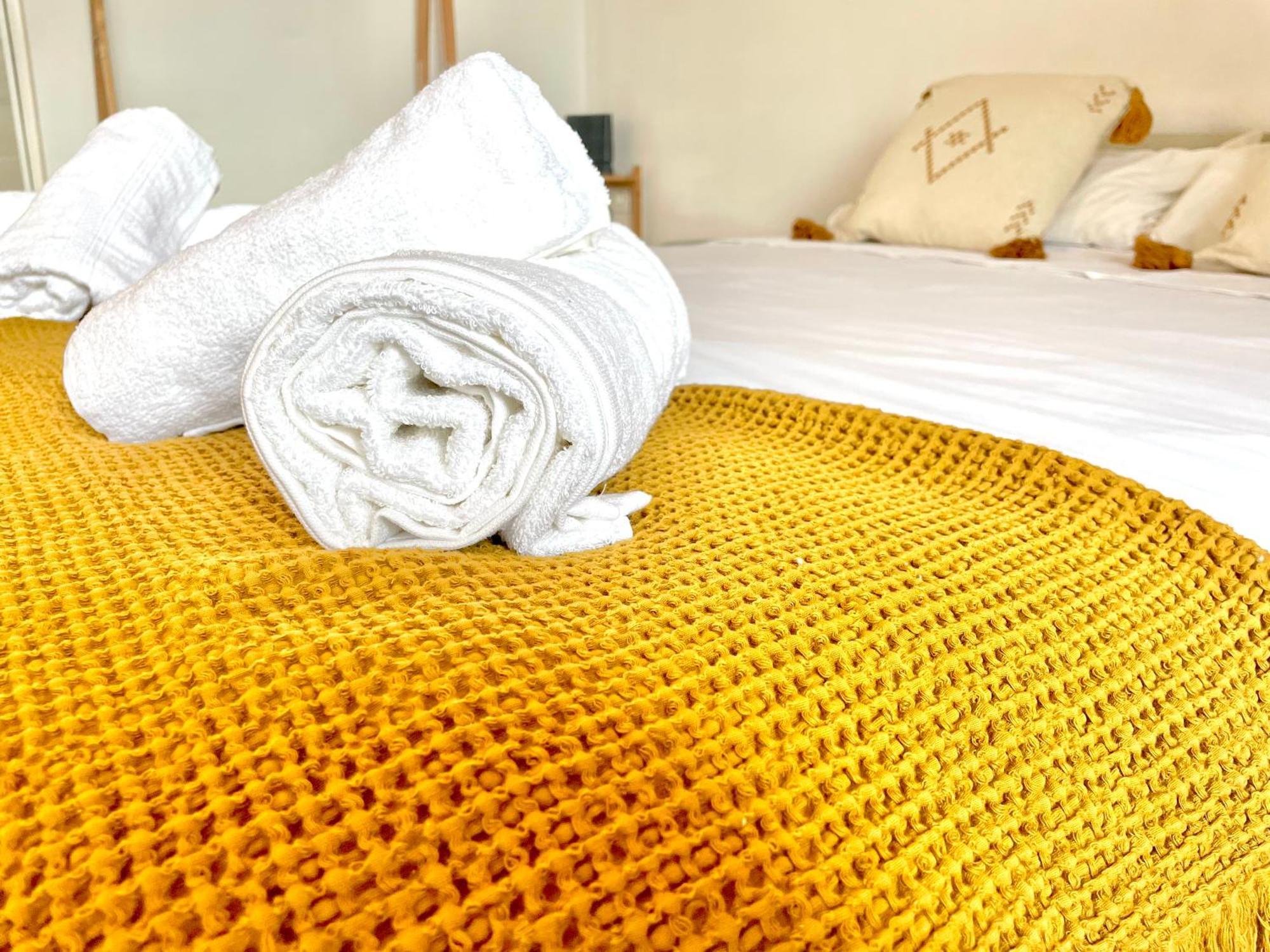 Luxury Suites Minerva Beach Benalmadena Bagian luar foto